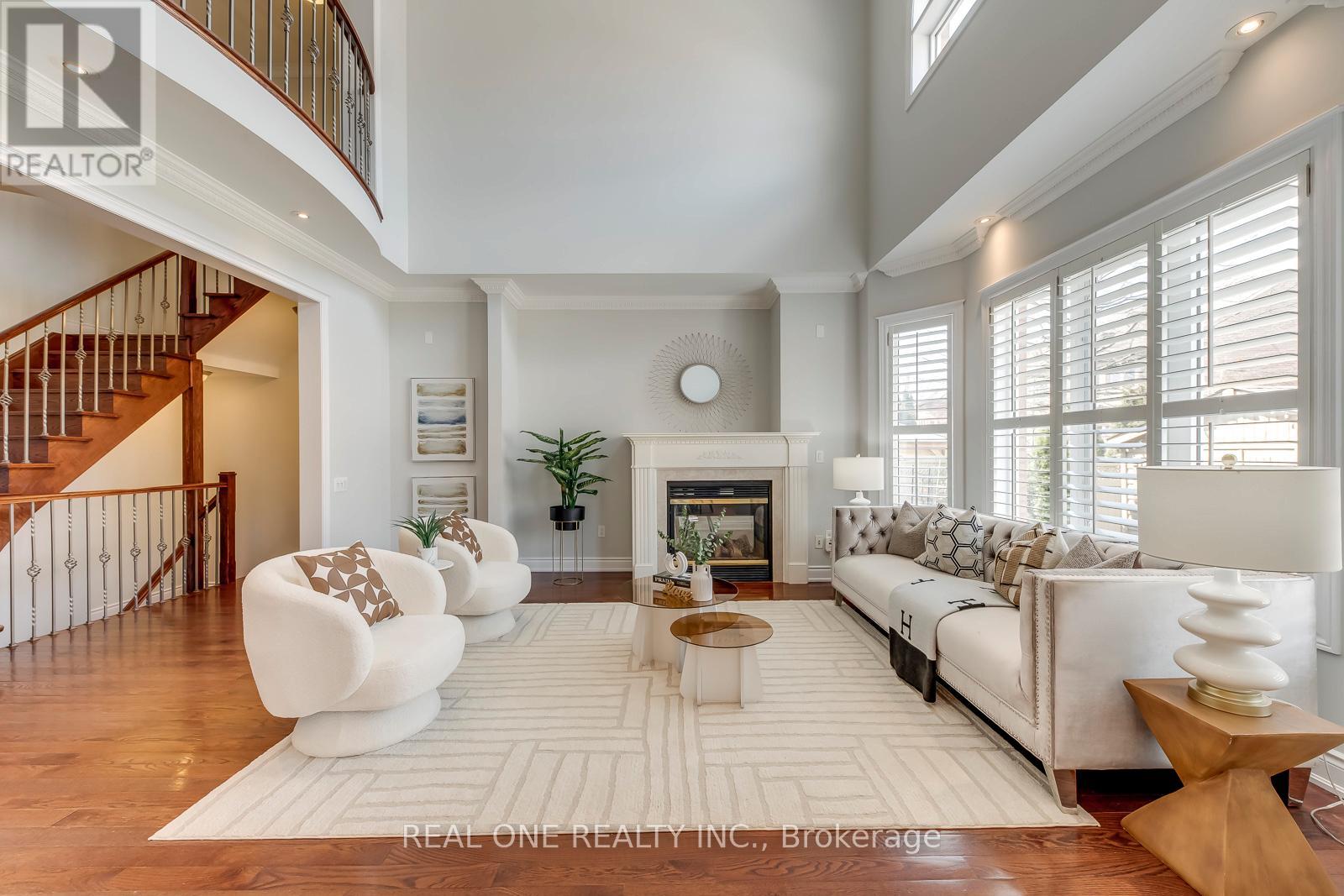 96 Spring Azure Crescent, Oakville, Ontario  L6L 6V8 - Photo 9 - W12959078