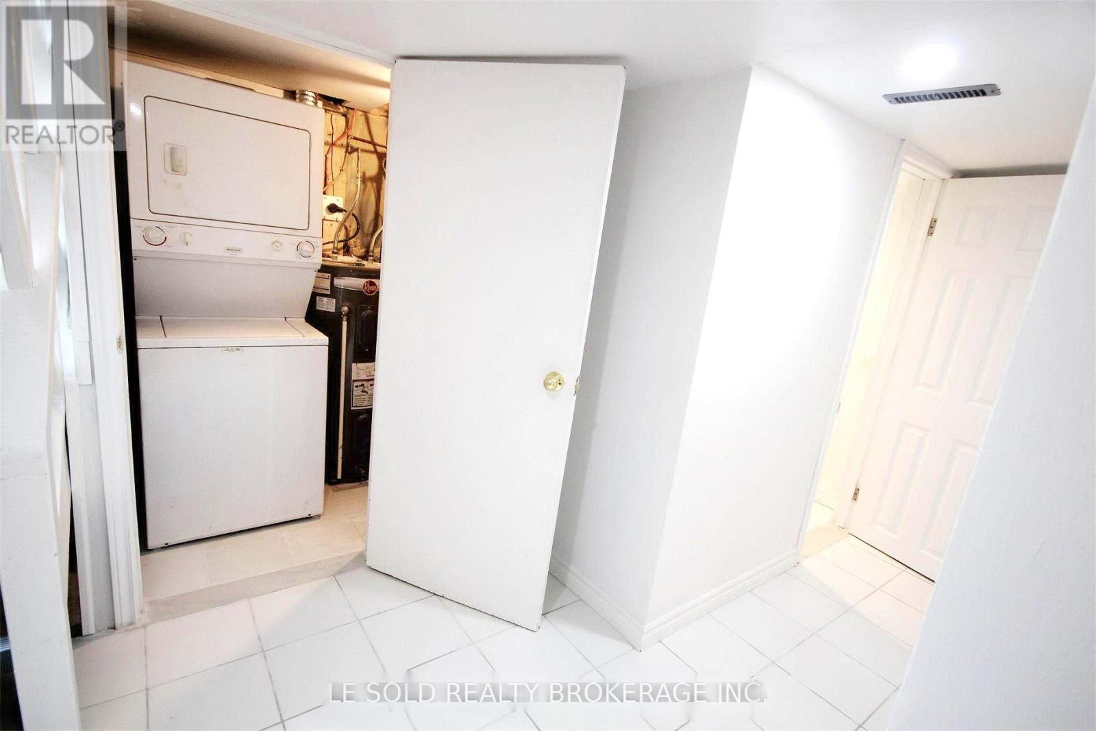 Bsmt Den - 112 Leland Street, Hamilton, Ontario  L8S 3A2 - Photo 4 - X12959030