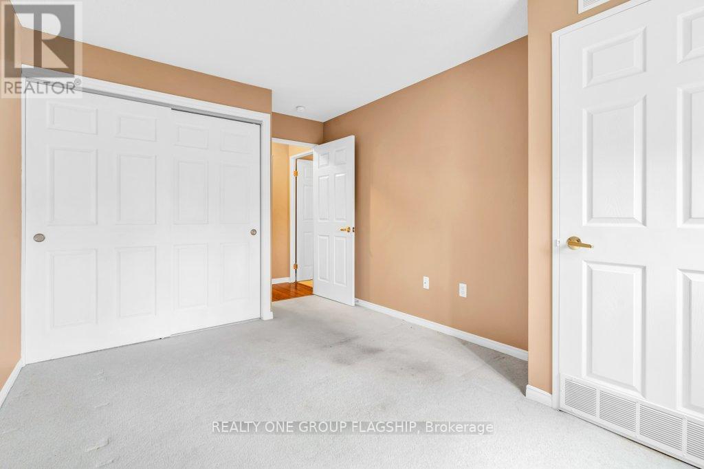 202 - 245 Queen Street W, Centre Wellington, Ontario  N1M 3R6 - Photo 12 - X12959066