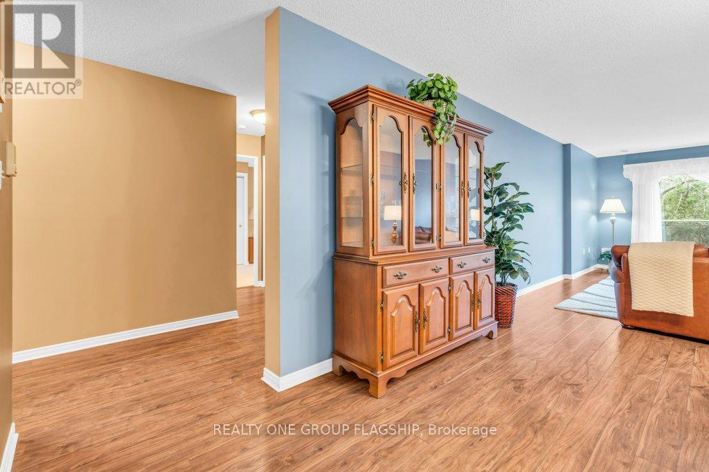 202 - 245 Queen Street W, Centre Wellington, Ontario  N1M 3R6 - Photo 14 - X12959066