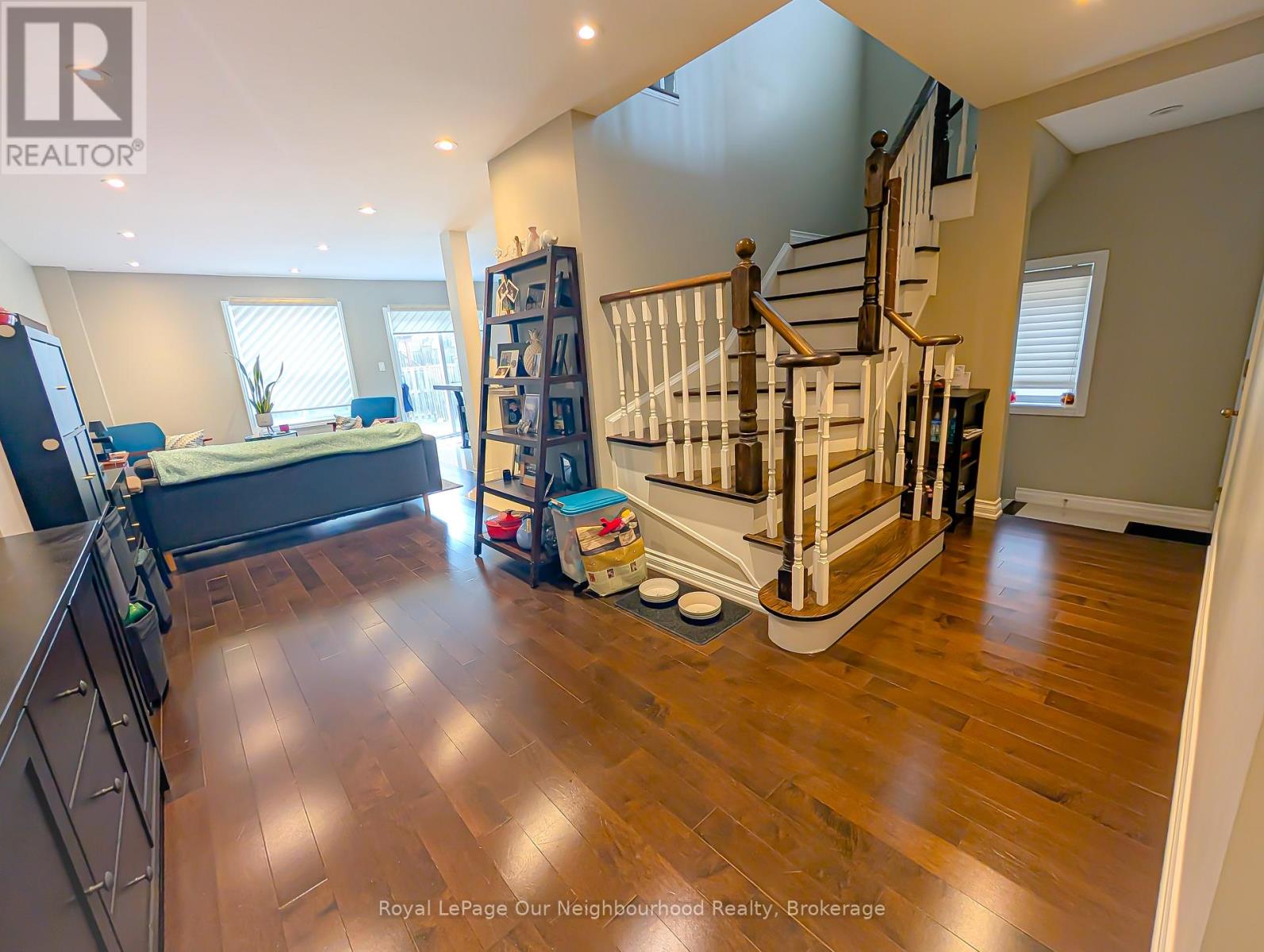 34 Patullo Avenue, Richmond Hill, Ontario  L4S 2S9 - Photo 3 - N12959100