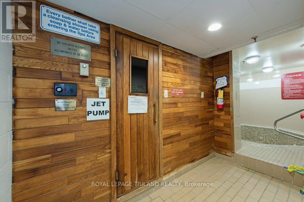 1105 - 155 Kent Street, London East, Ontario  N6A 5N7 - Photo 39 - X12959122