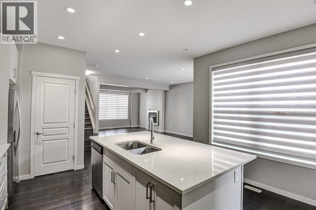 195 Masters Avenue SE, Calgary, Alberta  T3M 2B7 - Photo 15 - A2299129