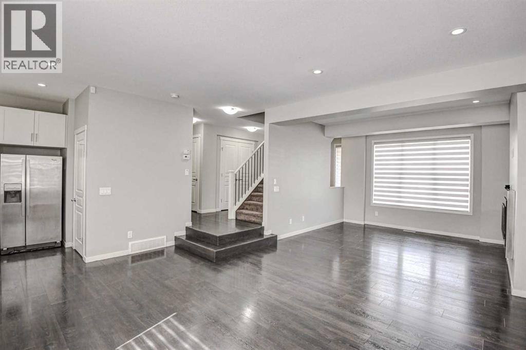 195 Masters Avenue SE, Calgary, Alberta  T3M 2B7 - Photo 7 - A2299129