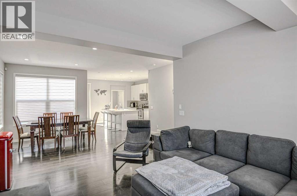 195 Masters Avenue SE, Calgary, Alberta  T3M 2B7 - Photo 8 - A2299129