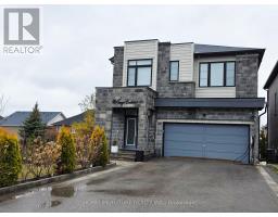 130 TANGO CRESCENT, Newmarket, Ontario