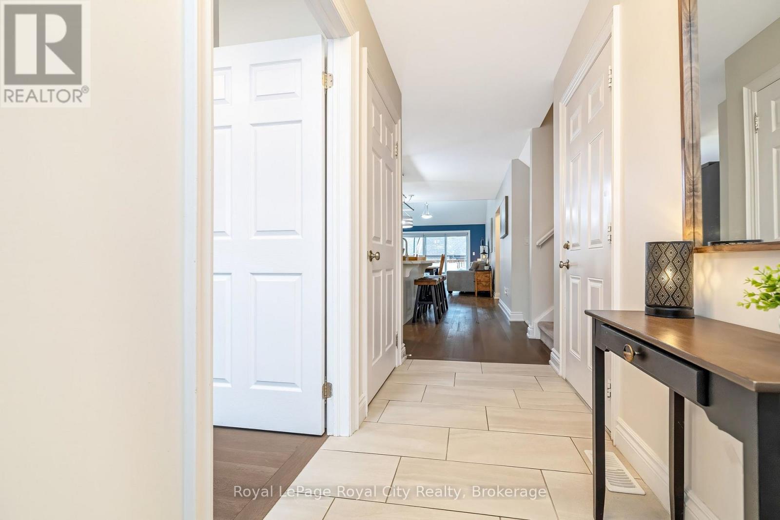 38 Juniper Street, Guelph/eramosa, Ontario  N0B 2K0 - Photo 8 - X12959080