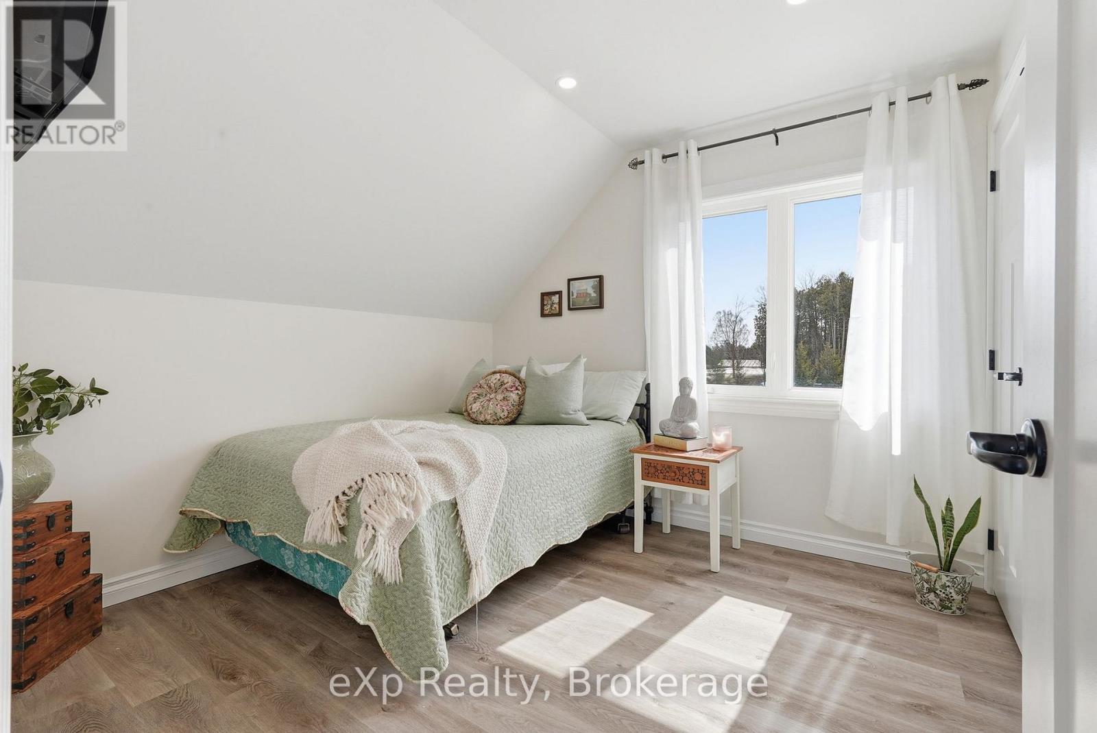 2941 Bruce Road 13 Road, South Bruce Peninsula, Ontario N0H 2T0 - Photo 34 - X12959082