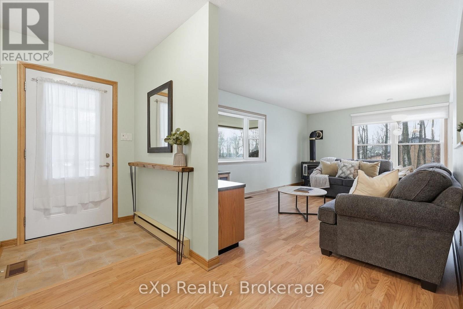 75 Lakeland Drive, South Bruce Peninsula, Ontario  N0H 2G0 - Photo 10 - X12959112