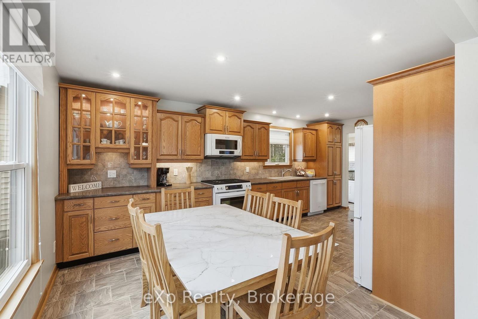 75 Lakeland Drive, South Bruce Peninsula, Ontario  N0H 2G0 - Photo 15 - X12959112