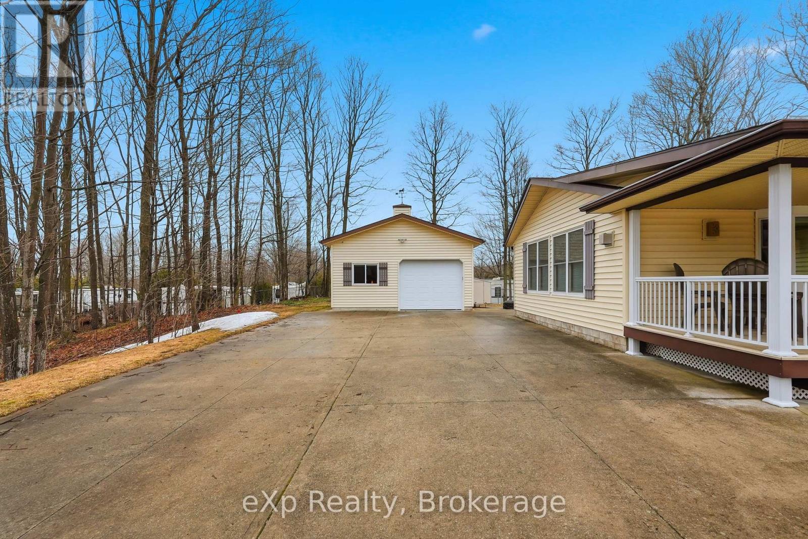 75 Lakeland Drive, South Bruce Peninsula, Ontario  N0H 2G0 - Photo 3 - X12959112