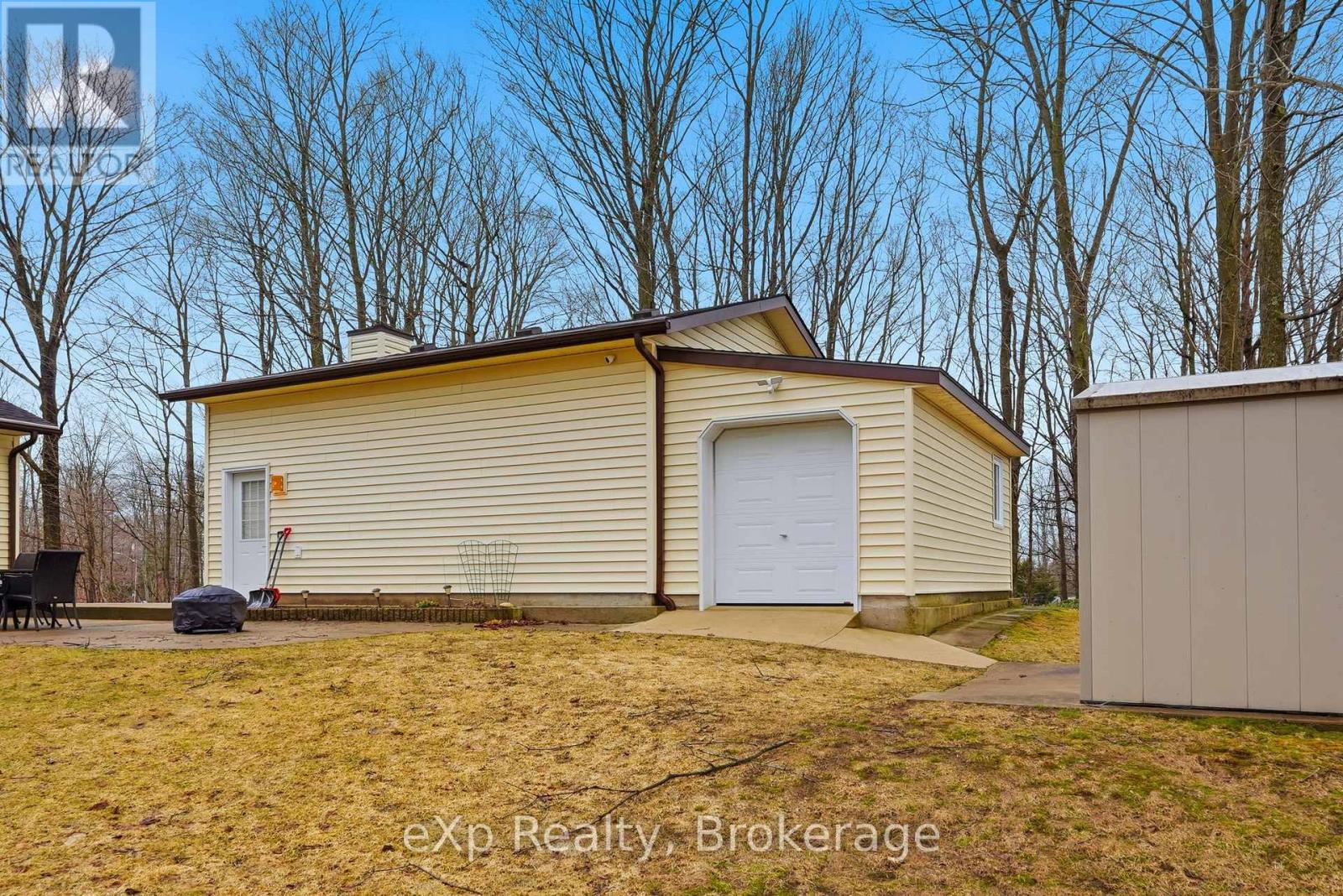 75 Lakeland Drive, South Bruce Peninsula, Ontario  N0H 2G0 - Photo 38 - X12959112