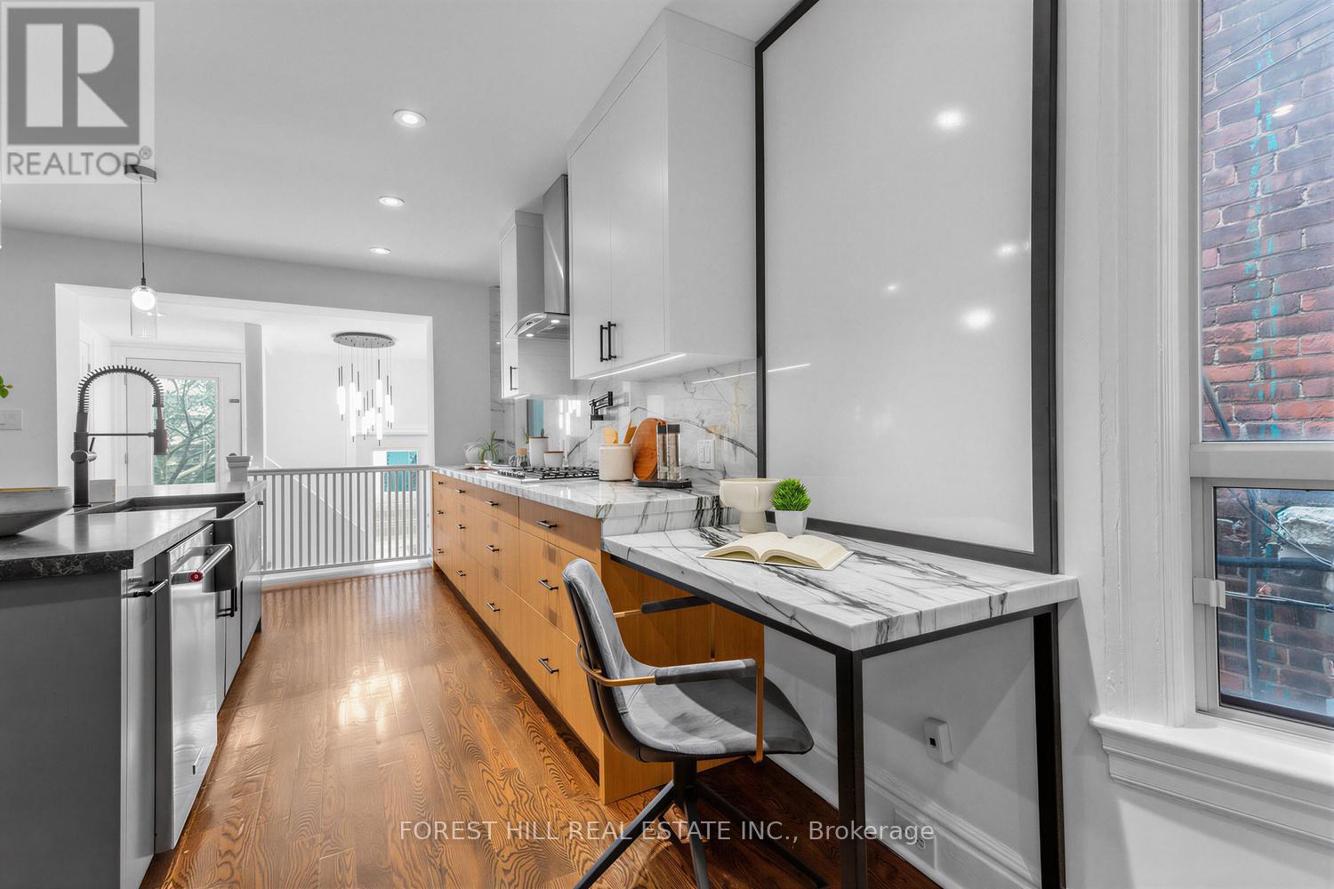 97 Olive Avenue, Toronto, Ontario  M6G 1V2 - Photo 11 - C12959098