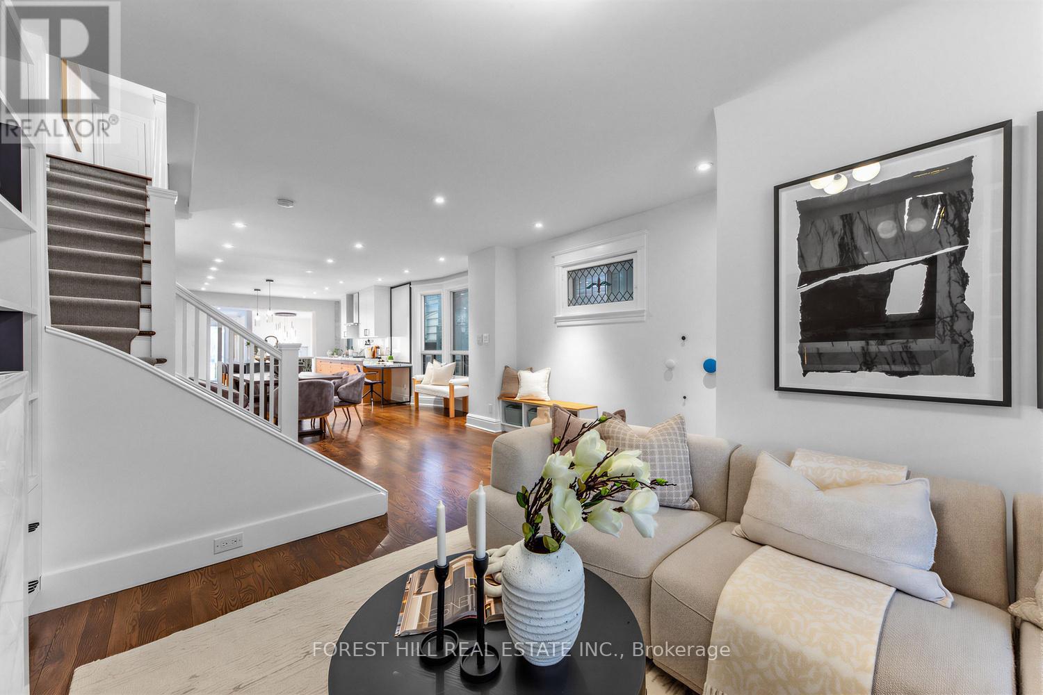 97 Olive Avenue, Toronto, Ontario  M6G 1V2 - Photo 3 - C12959098