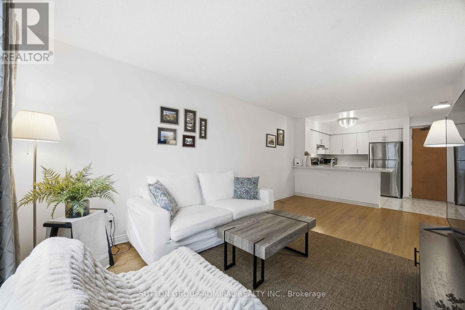 1003 - 260 Doris Avenue, Toronto, Ontario  M2N 6X9 - Photo 7 - C12959120