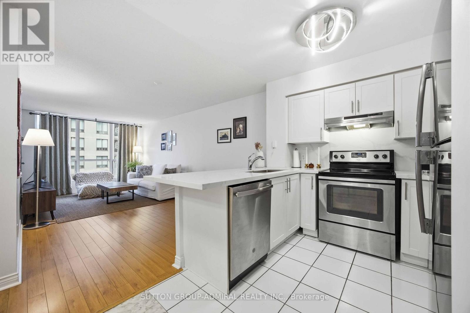 1003 - 260 Doris Avenue, Toronto, Ontario  M2N 6X9 - Photo 9 - C12959120