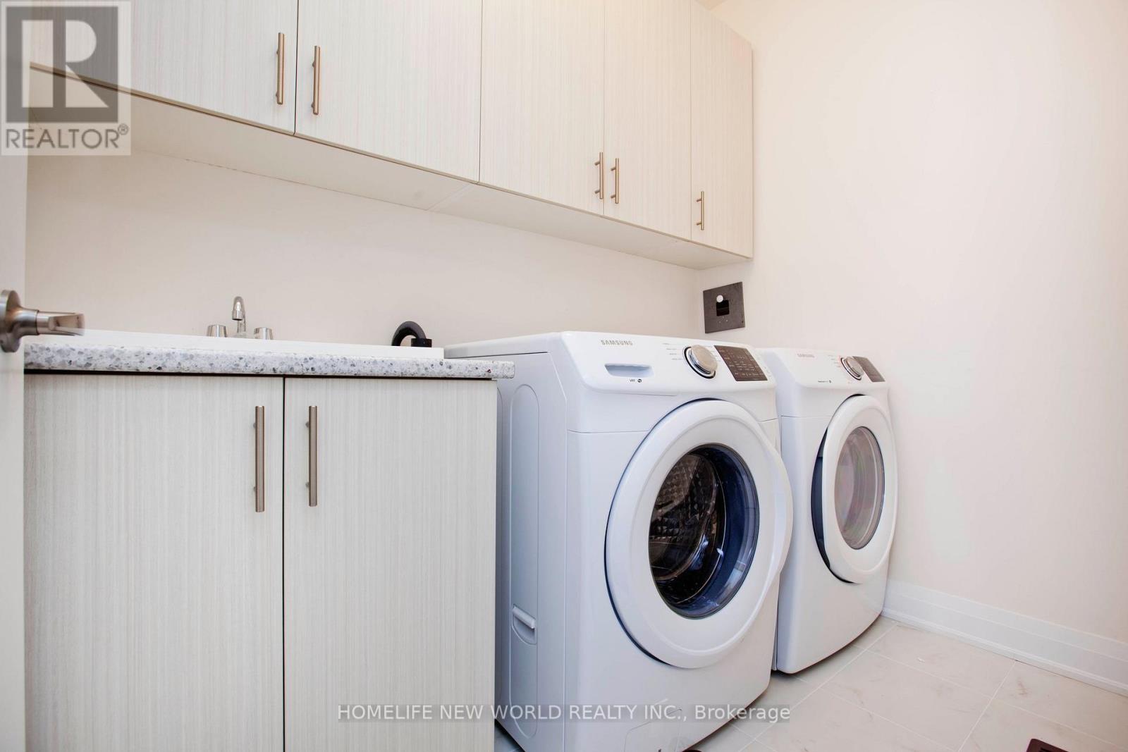 99 Causland Lane, Richmond Hill, Ontario  L4S 0G5 - Photo 11 - N12959114