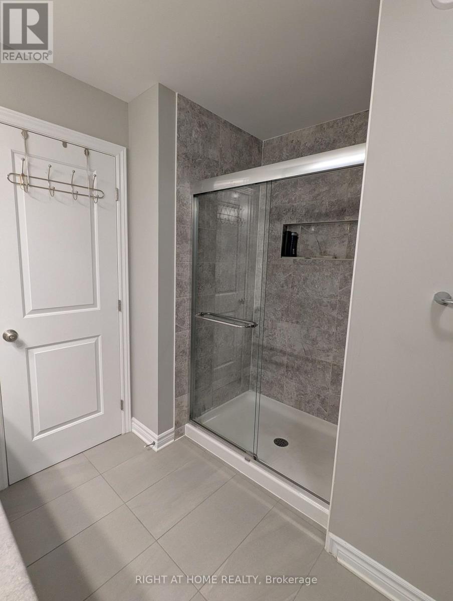 699 Sora Way, Ottawa, Ontario  K1T 0R3 - Photo 19 - X12914074