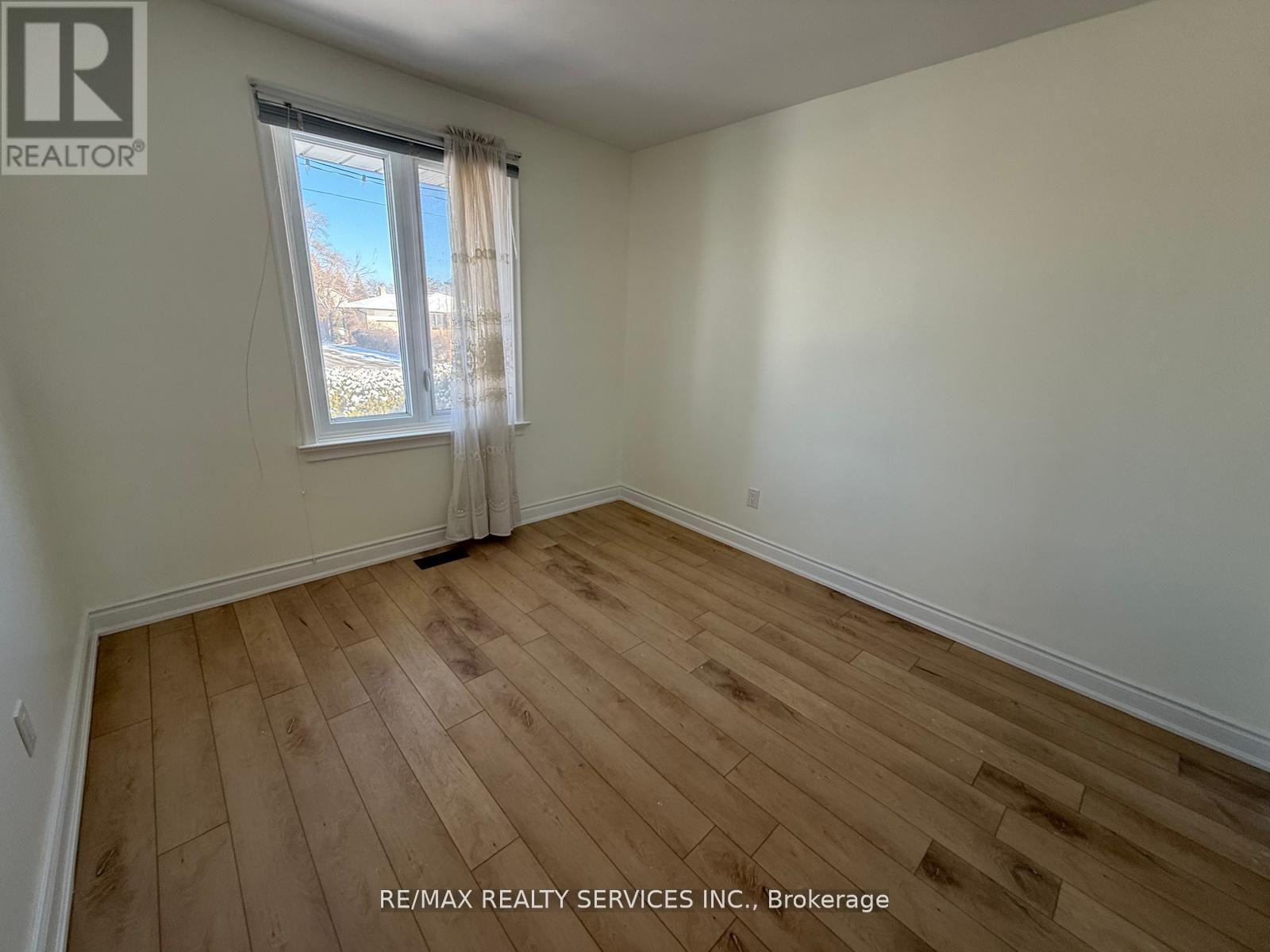 Main - 234 Morden Road, Oakville, Ontario  L6K 2S3 - Photo 11 - W12959106