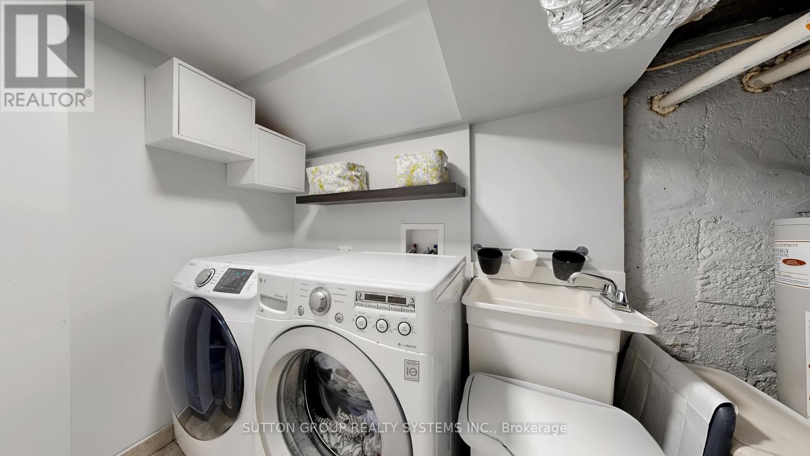 38 Donald Avenue, Toronto, Ontario  M6M 1K1 - Photo 22 - W12959118