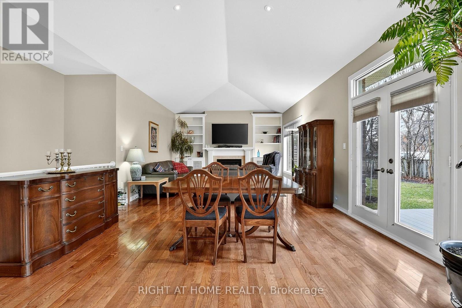 1 - 139 Glendale Avenue, St. Catharines (Glendale/glenridge), Ontario  L2T 2K2 - Photo 10 - X12959090