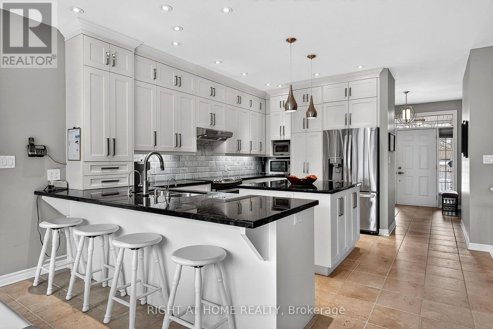 1 - 139 Glendale Avenue, St. Catharines (Glendale/glenridge), Ontario  L2T 2K2 - Photo 12 - X12959090