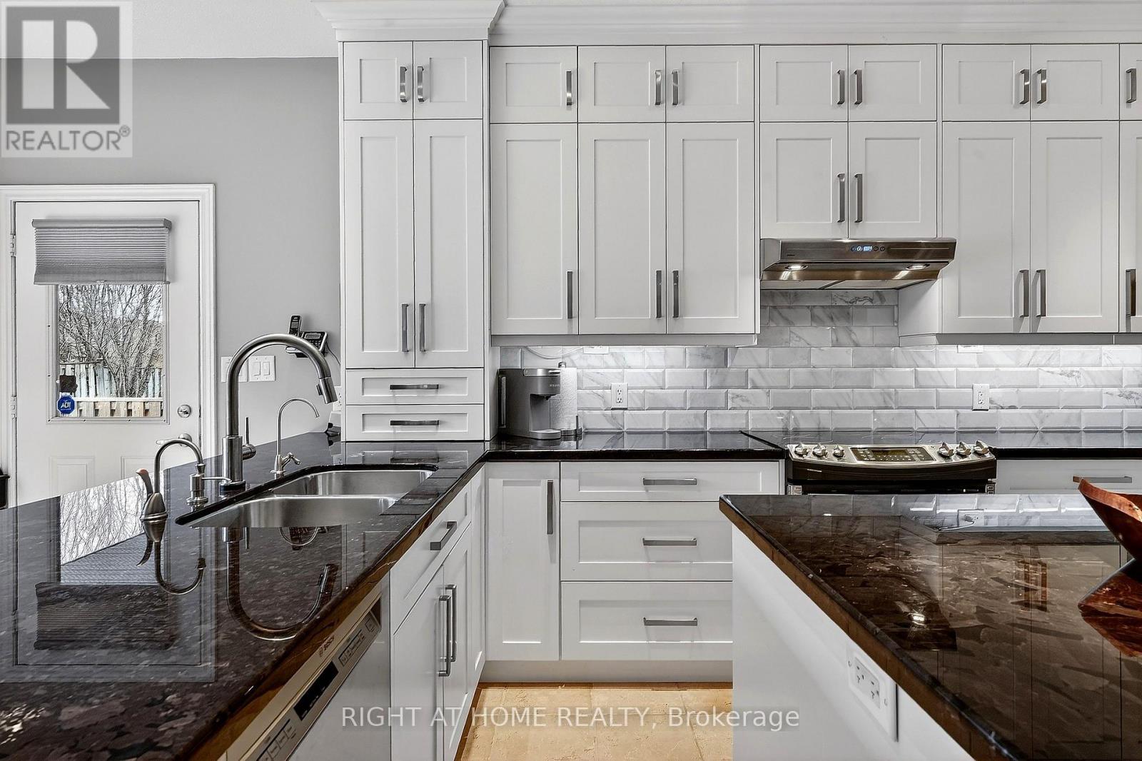 1 - 139 Glendale Avenue, St. Catharines (Glendale/glenridge), Ontario  L2T 2K2 - Photo 18 - X12959090