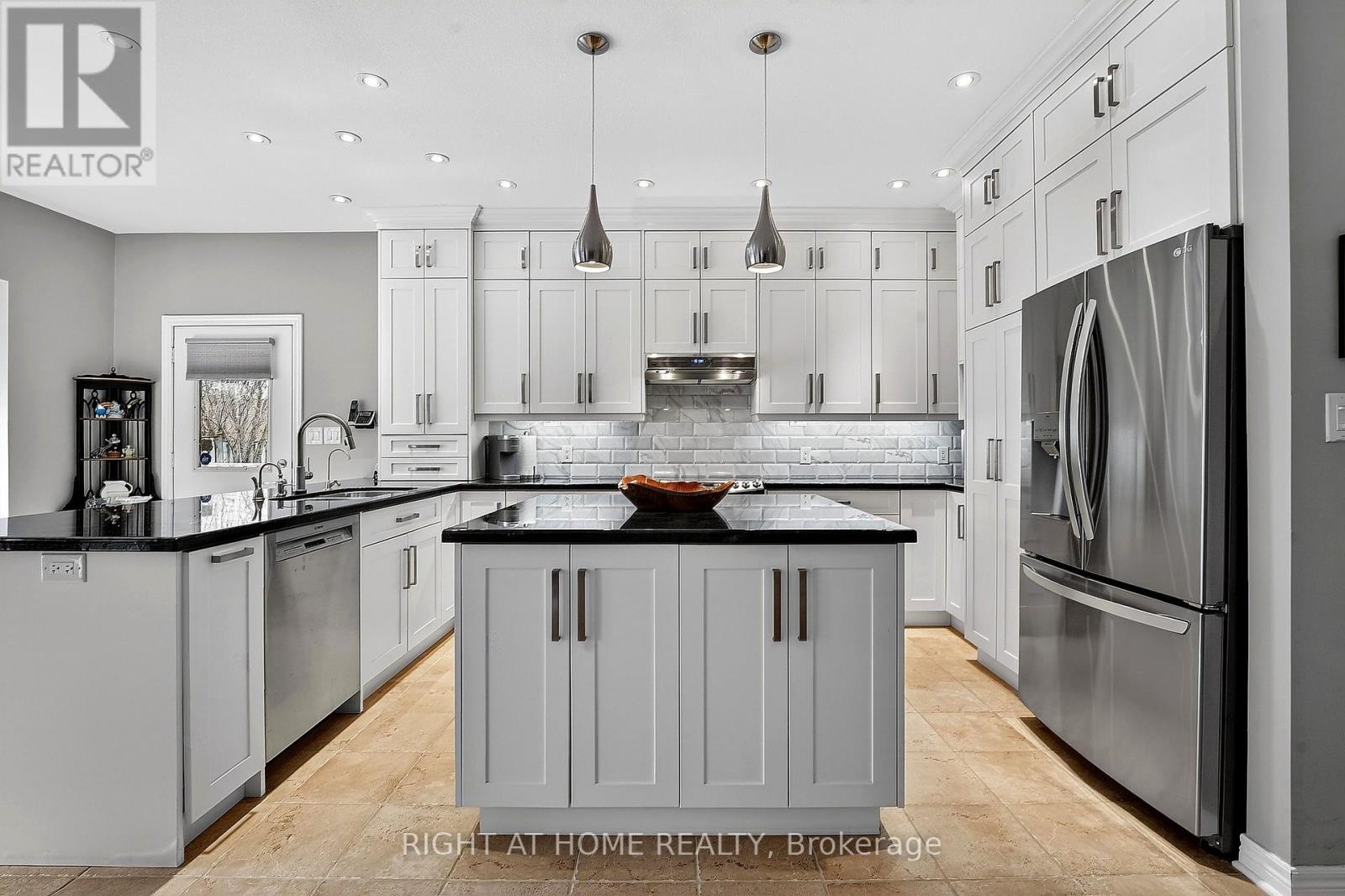 1 - 139 Glendale Avenue, St. Catharines (Glendale/glenridge), Ontario  L2T 2K2 - Photo 19 - X12959090