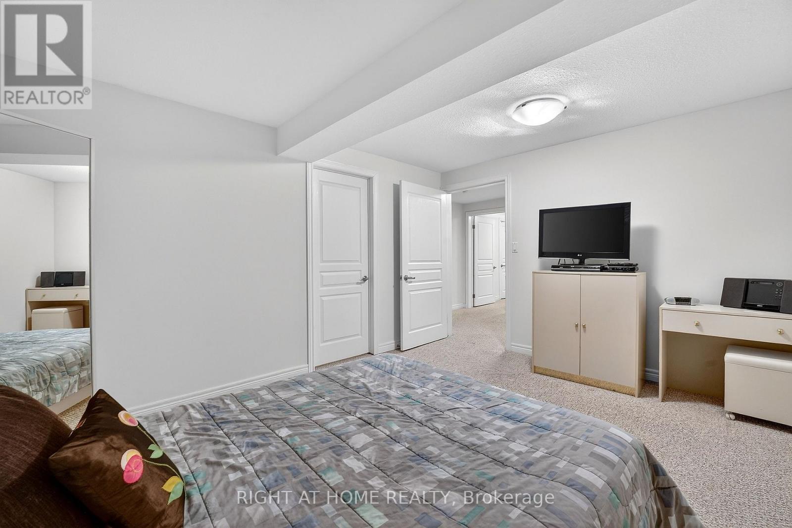 1 - 139 Glendale Avenue, St. Catharines (Glendale/glenridge), Ontario  L2T 2K2 - Photo 31 - X12959090