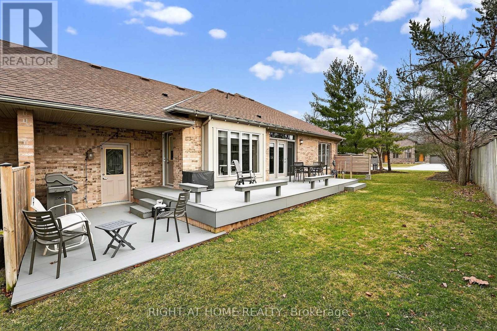 1 - 139 Glendale Avenue, St. Catharines (Glendale/glenridge), Ontario  L2T 2K2 - Photo 39 - X12959090