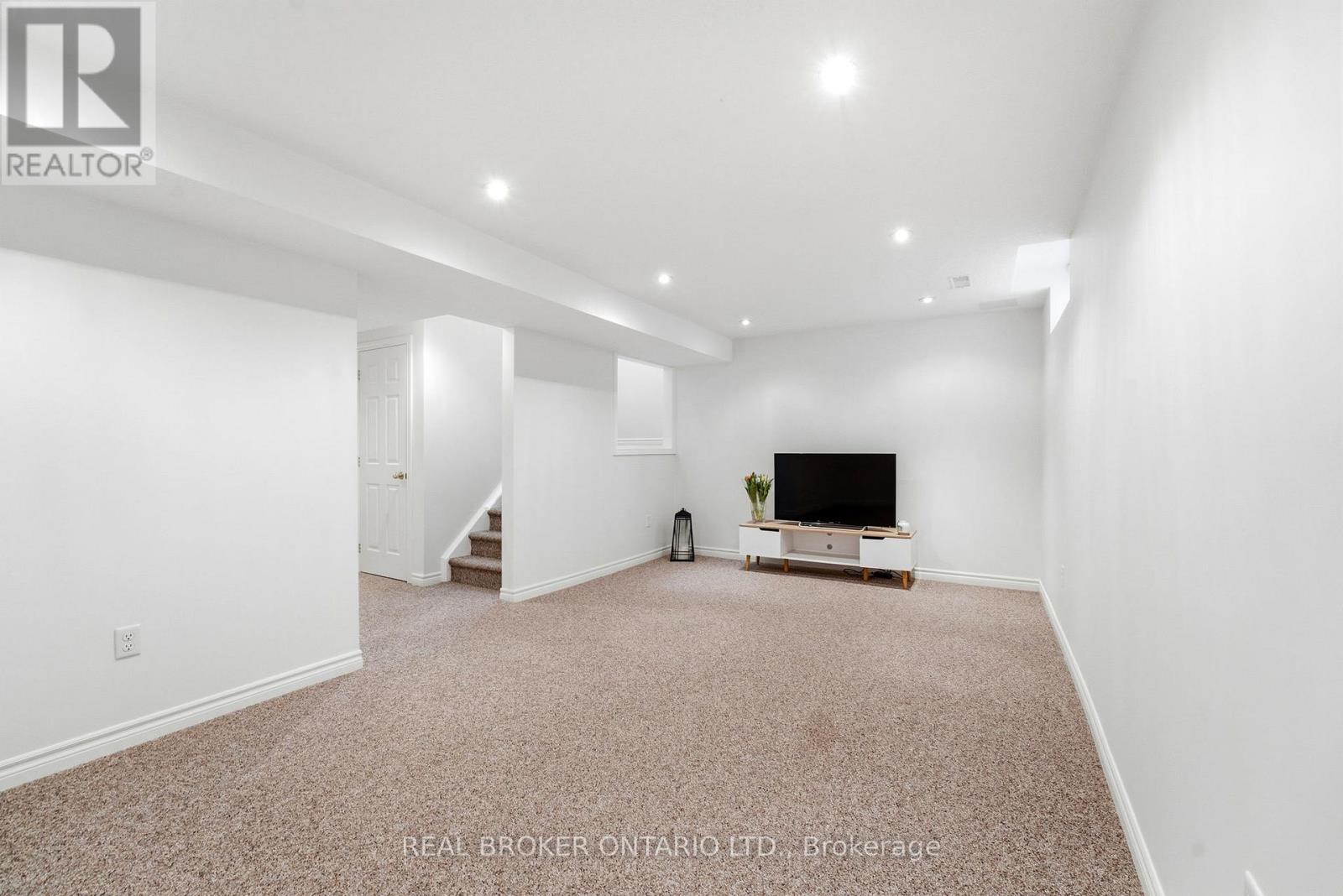 34 Porchlight Drive, Woolwich, Ontario  N3B 3M7 - Photo 22 - X12959096