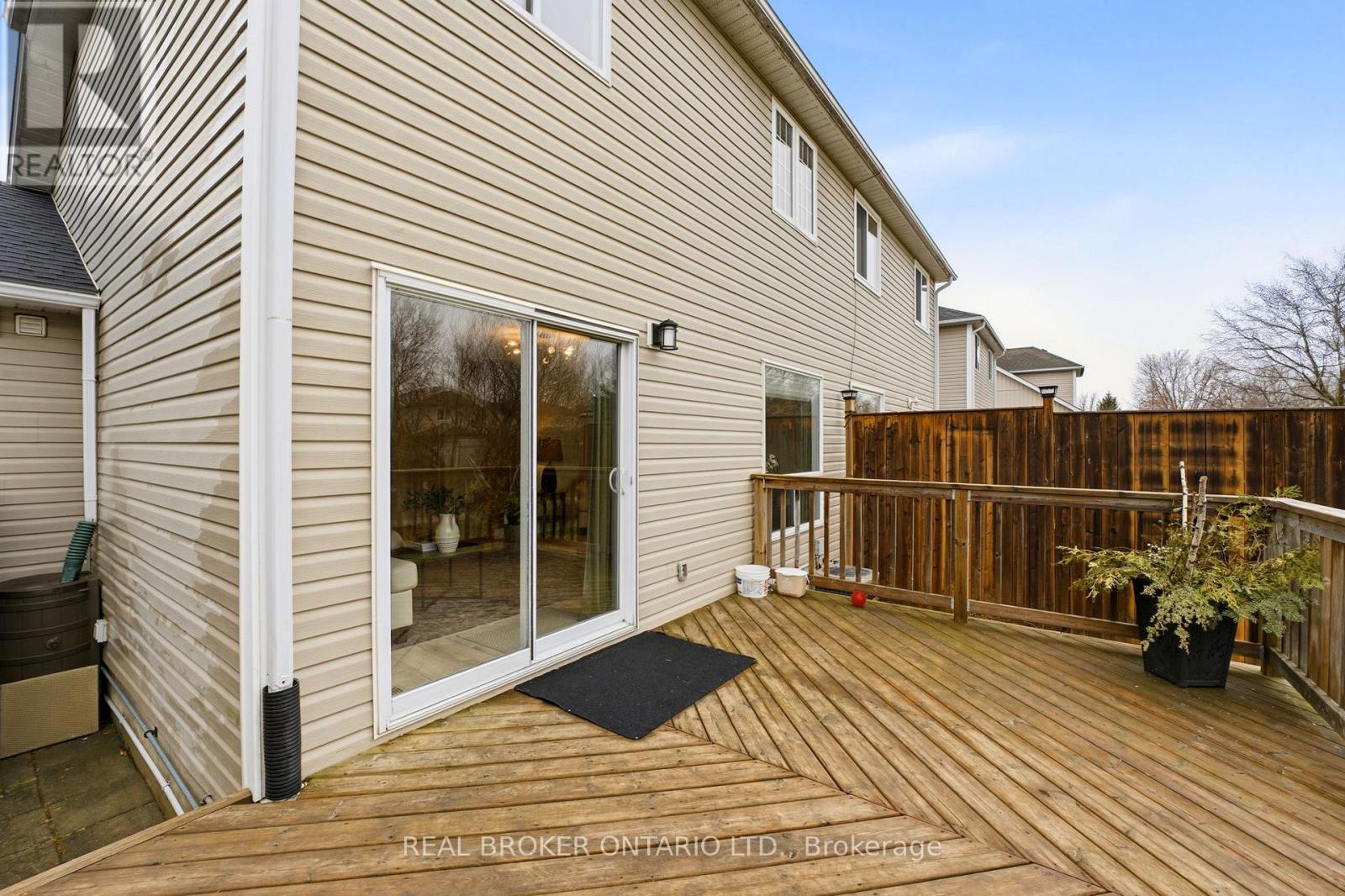 34 Porchlight Drive, Woolwich, Ontario  N3B 3M7 - Photo 24 - X12959096