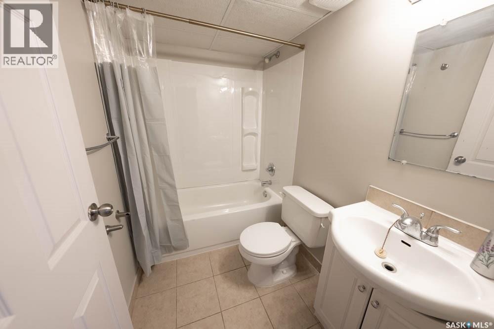 808 & 810 31st Street W, Saskatoon, Saskatchewan  S7L 0R8 - Photo 29 - SK031927