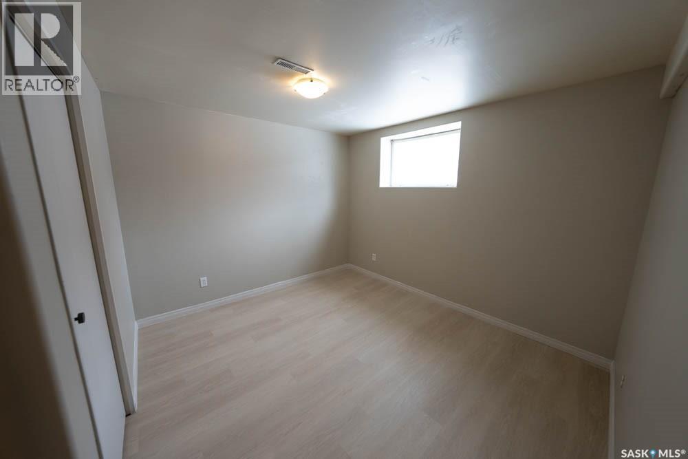 808 & 810 31st Street W, Saskatoon, Saskatchewan  S7L 0R8 - Photo 31 - SK031927