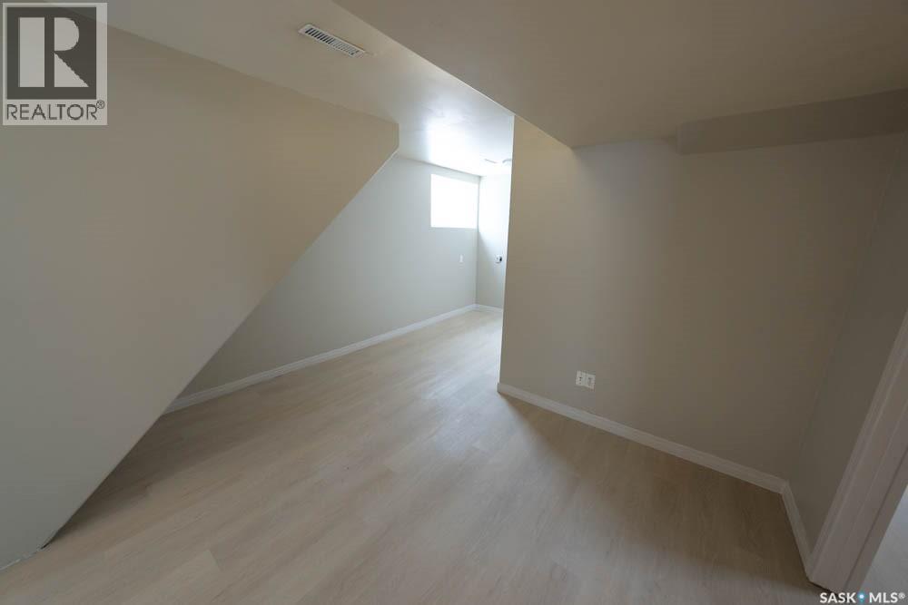 808 & 810 31st Street W, Saskatoon, Saskatchewan  S7L 0R8 - Photo 34 - SK031927