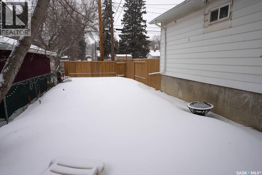 808 & 810 31st Street W, Saskatoon, Saskatchewan  S7L 0R8 - Photo 41 - SK031927