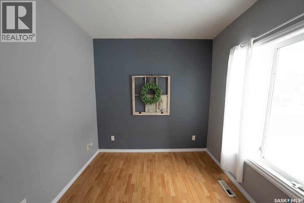 808 & 810 31st Street W, Saskatoon, Saskatchewan  S7L 0R8 - Photo 6 - SK031927