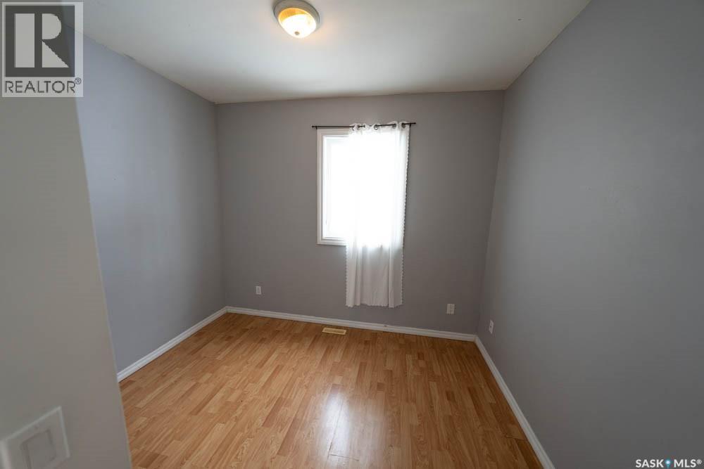 808 & 810 31st Street W, Saskatoon, Saskatchewan  S7L 0R8 - Photo 8 - SK031927