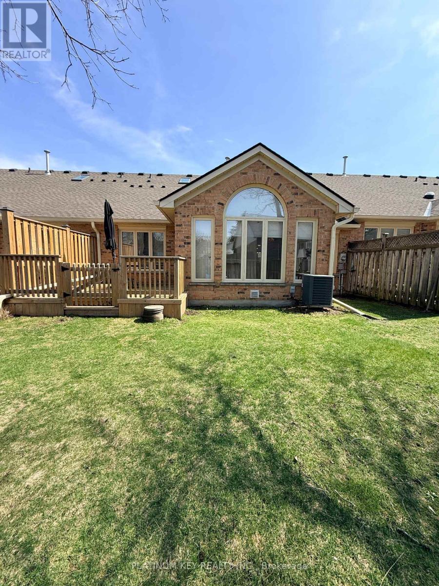 7 - 1331 Commissioners Road W, London South, Ontario  N6K 1E2 - Photo 32 - X12747658