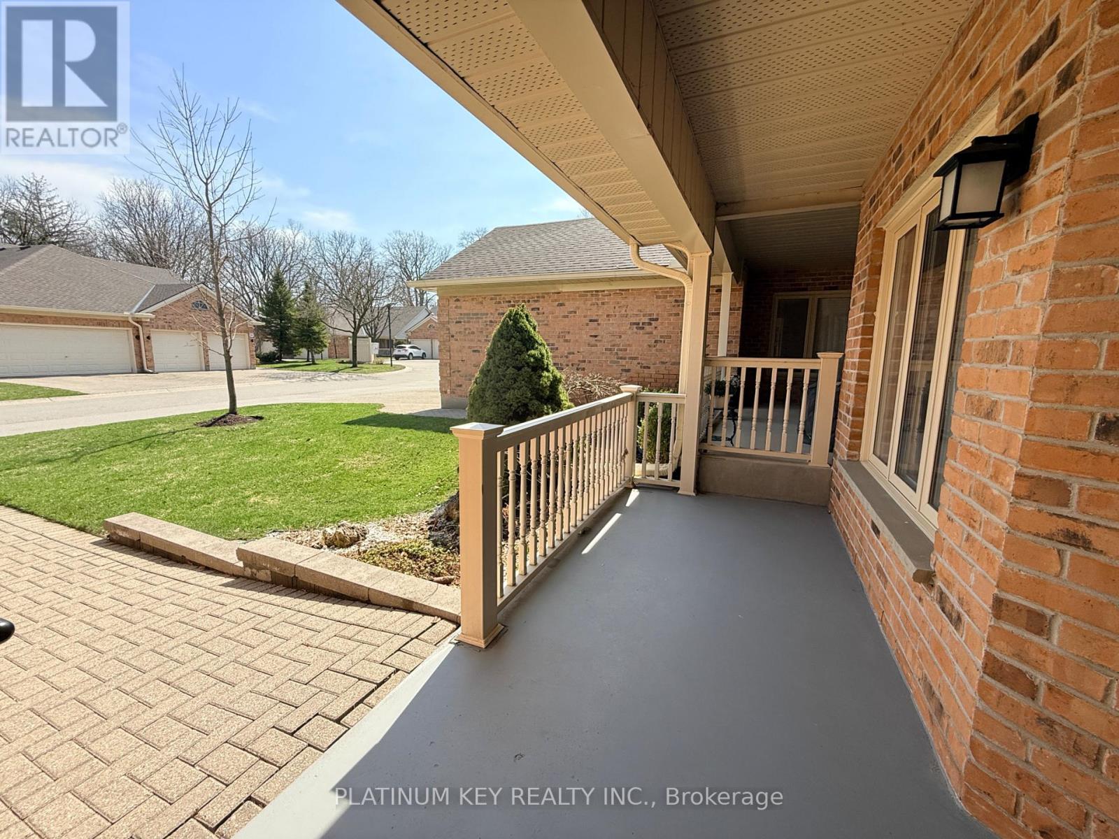 7 - 1331 Commissioners Road W, London South, Ontario  N6K 1E2 - Photo 3 - X12747658