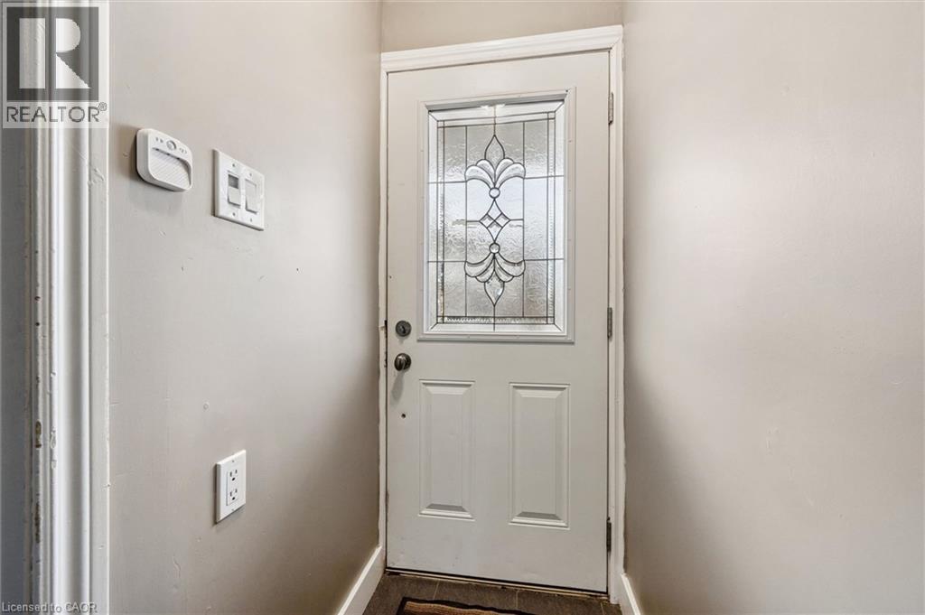 16 Bergey Street, Cambridge, Ontario  N3C 1P6 - Photo 5 - 40817370