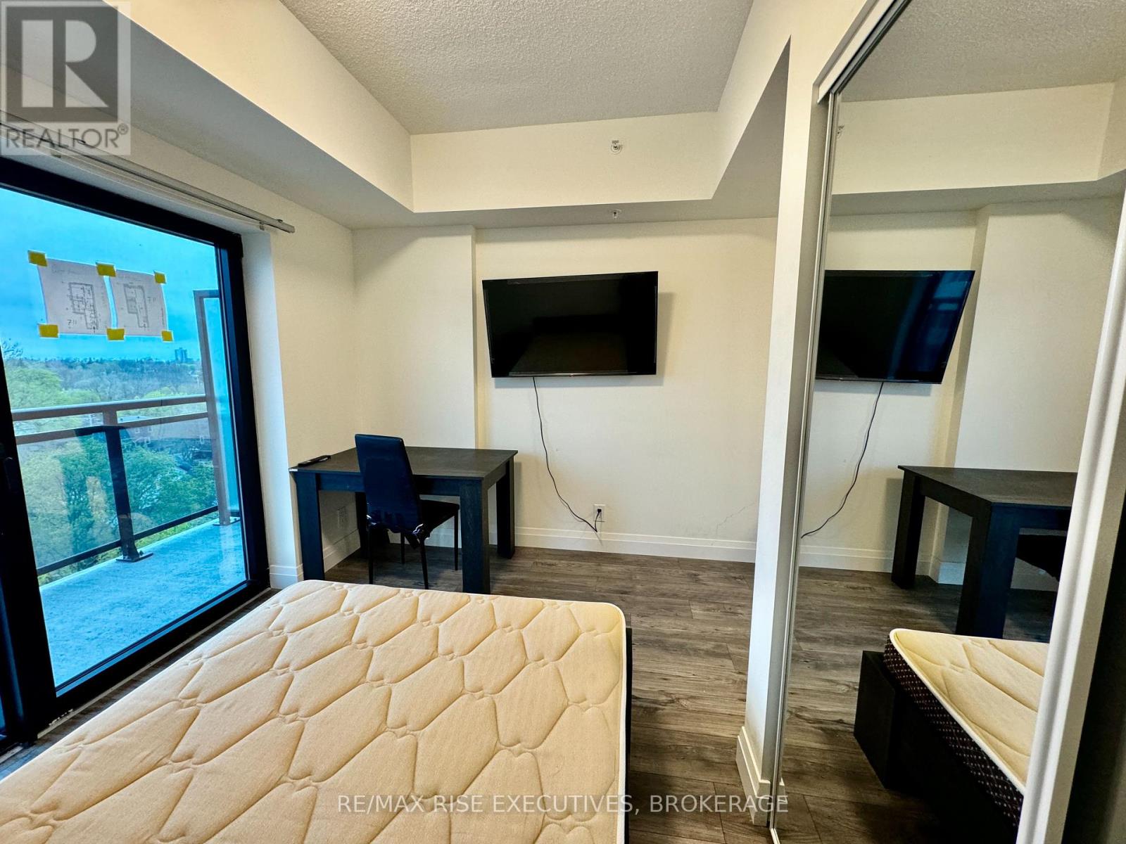 711 - 652 Princess Street, Kingston, Ontario  K7L 1E5 - Photo 11 - X12959136