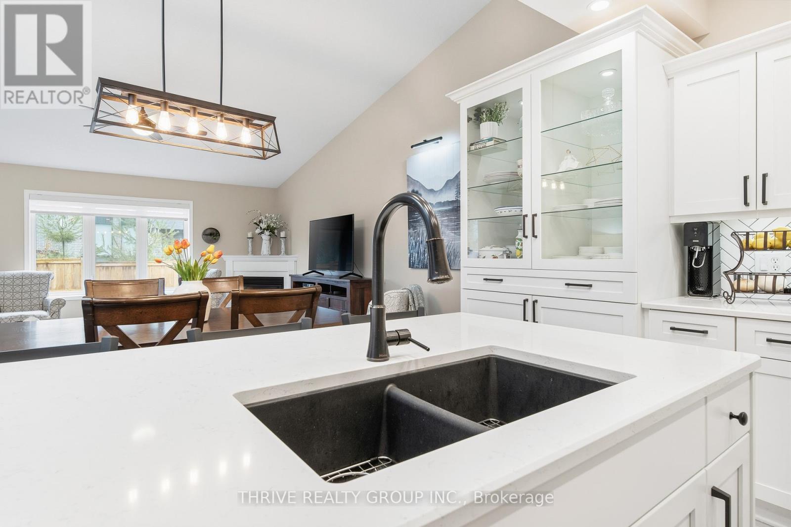 16 - 1337 Commissioners Road W, London South, Ontario  N6K 4V2 - Photo 10 - X12959140