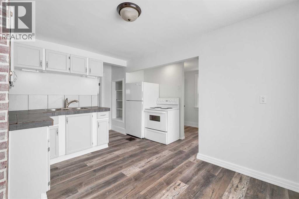 5129 48 Avenue, Ponoka, Alberta  T4J 1J2 - Photo 9 - A2289769