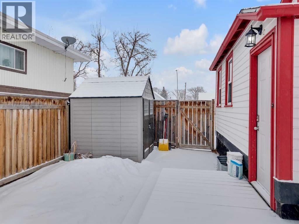 5129 48 Avenue, Ponoka, Alberta  T4J 1J2 - Photo 40 - A2289769