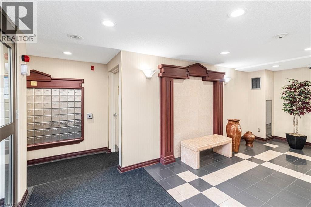 495 Highway 8 Unit# 404, Stoney Creek, Ontario  L8G 5E1 - Photo 4 - 40784447