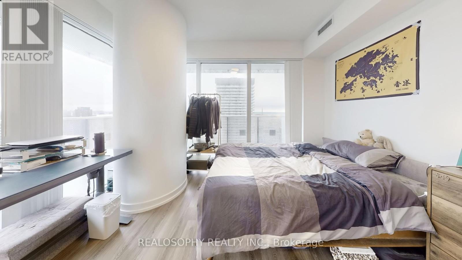 4303 - 138 Downes Street, Toronto, Ontario  M5E 0E4 - Photo 18 - C12959130