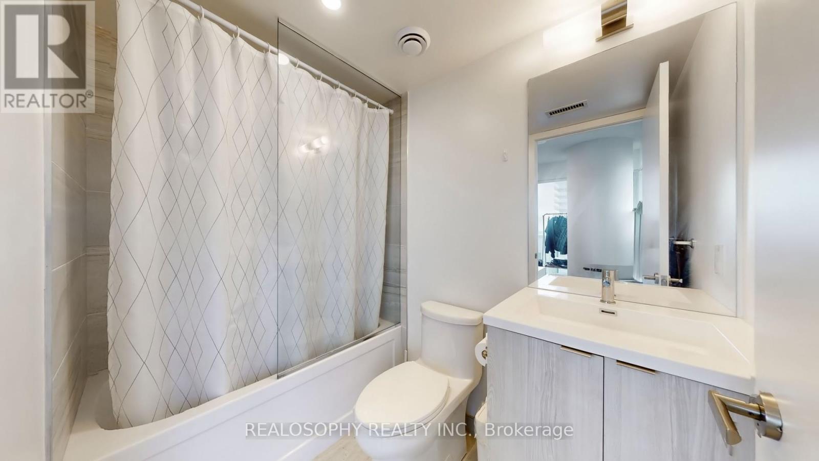 4303 - 138 Downes Street, Toronto, Ontario  M5E 0E4 - Photo 20 - C12959130