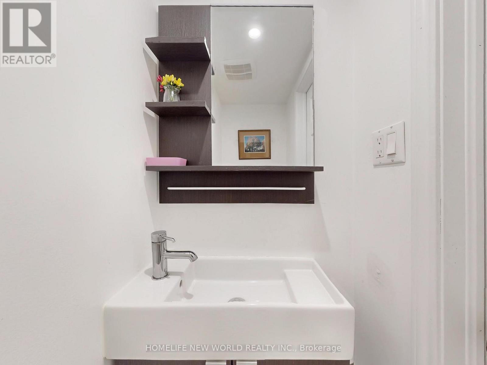 257 Cherokee Boulevard, Toronto, Ontario  M2H 2J9 - Photo 16 - C12959134