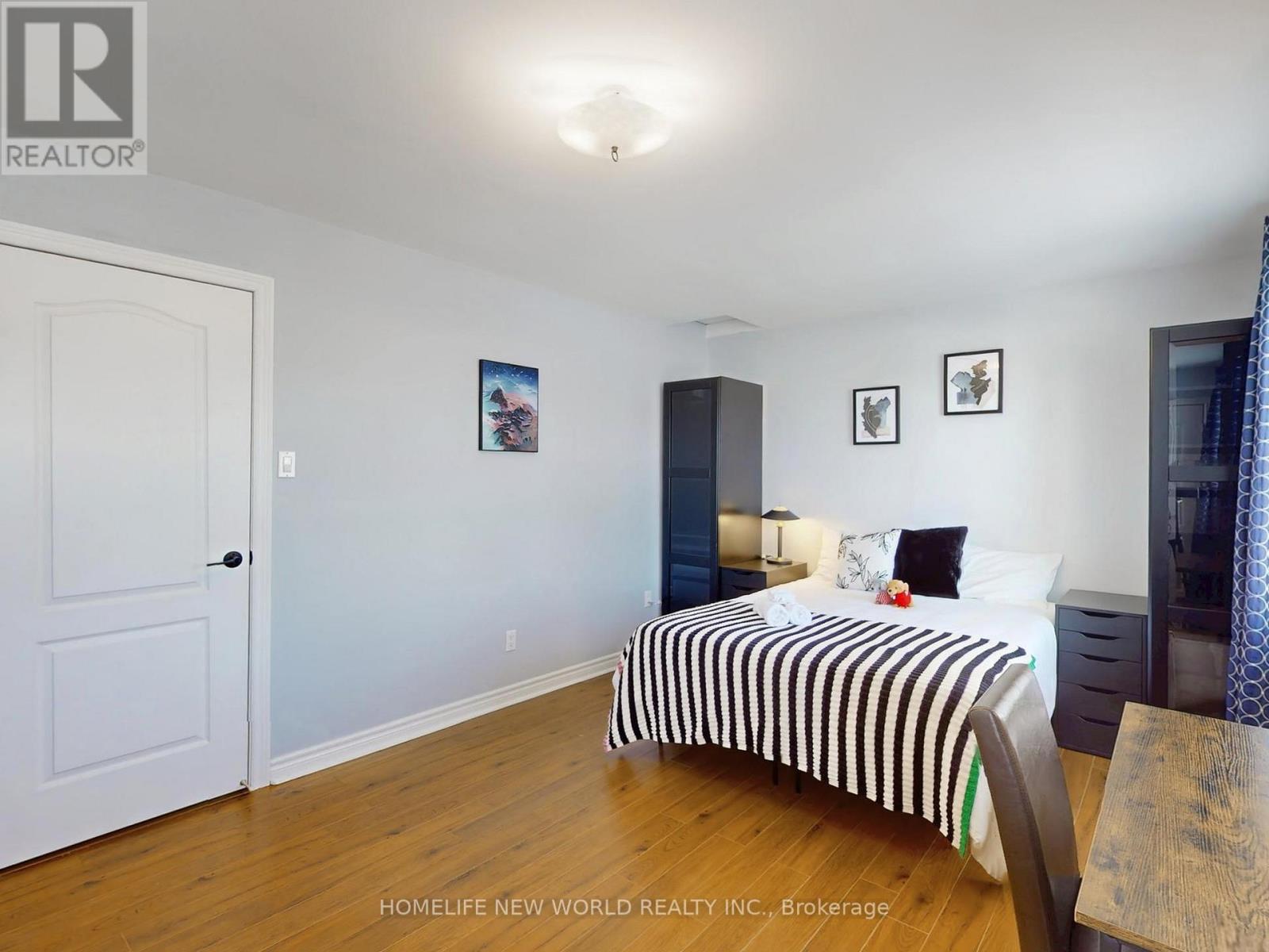 257 Cherokee Boulevard, Toronto, Ontario  M2H 2J9 - Photo 18 - C12959134